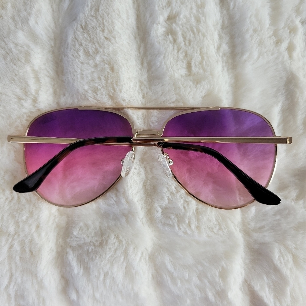 QUAY // ltd ed lizzo collab purple lens gold embossed metal frame aviators - Picture 4 of 16